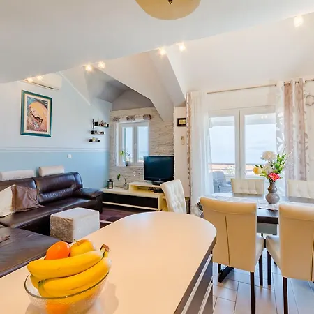 Apartment Splendid View Brac Island